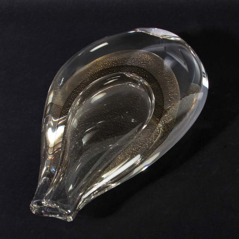 please refresh site if no photo here