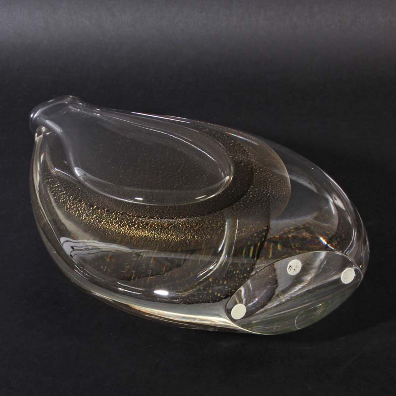 please refresh site if no photo here