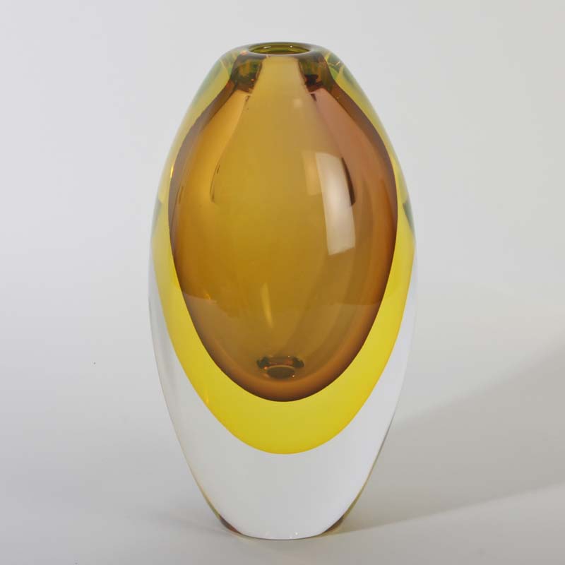 please refresh site if no photo here